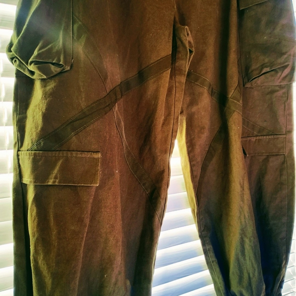 Pants - Picture 3 of 5